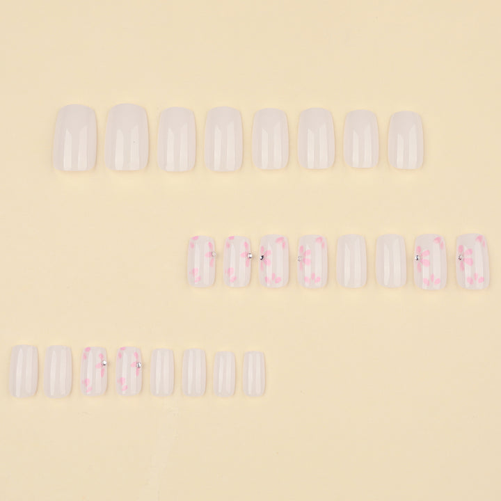 Artful Nail Art with Delicate Flower Patterns Bowlift