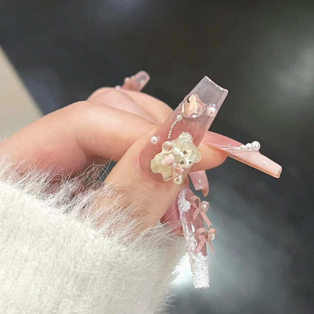 Decorative Press-On Nail Set with Charming Accents Bowlift