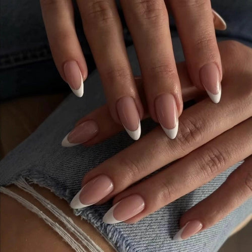 Artificial nails with French manicure Bowlift
