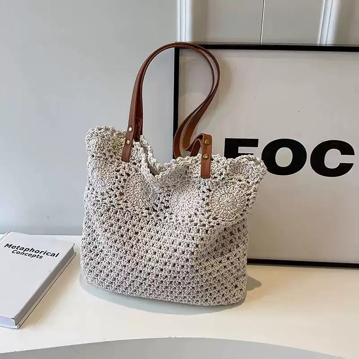 Crochet handbag with durable leather handles Bowlift