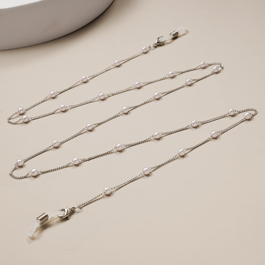 Beaded Eyewear Chain Bowlift