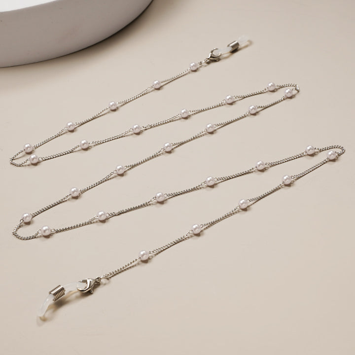 Beaded Eyewear Chain Bowlift
