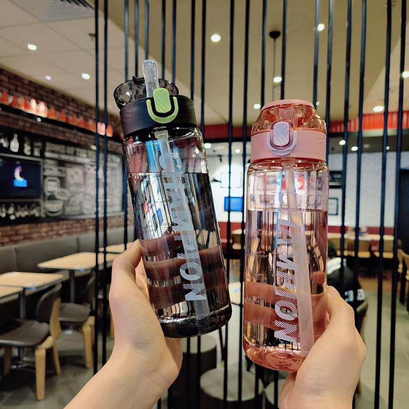 Women High-Quality Drinking Bottle with Innovative Closure Mechanism Bowlift