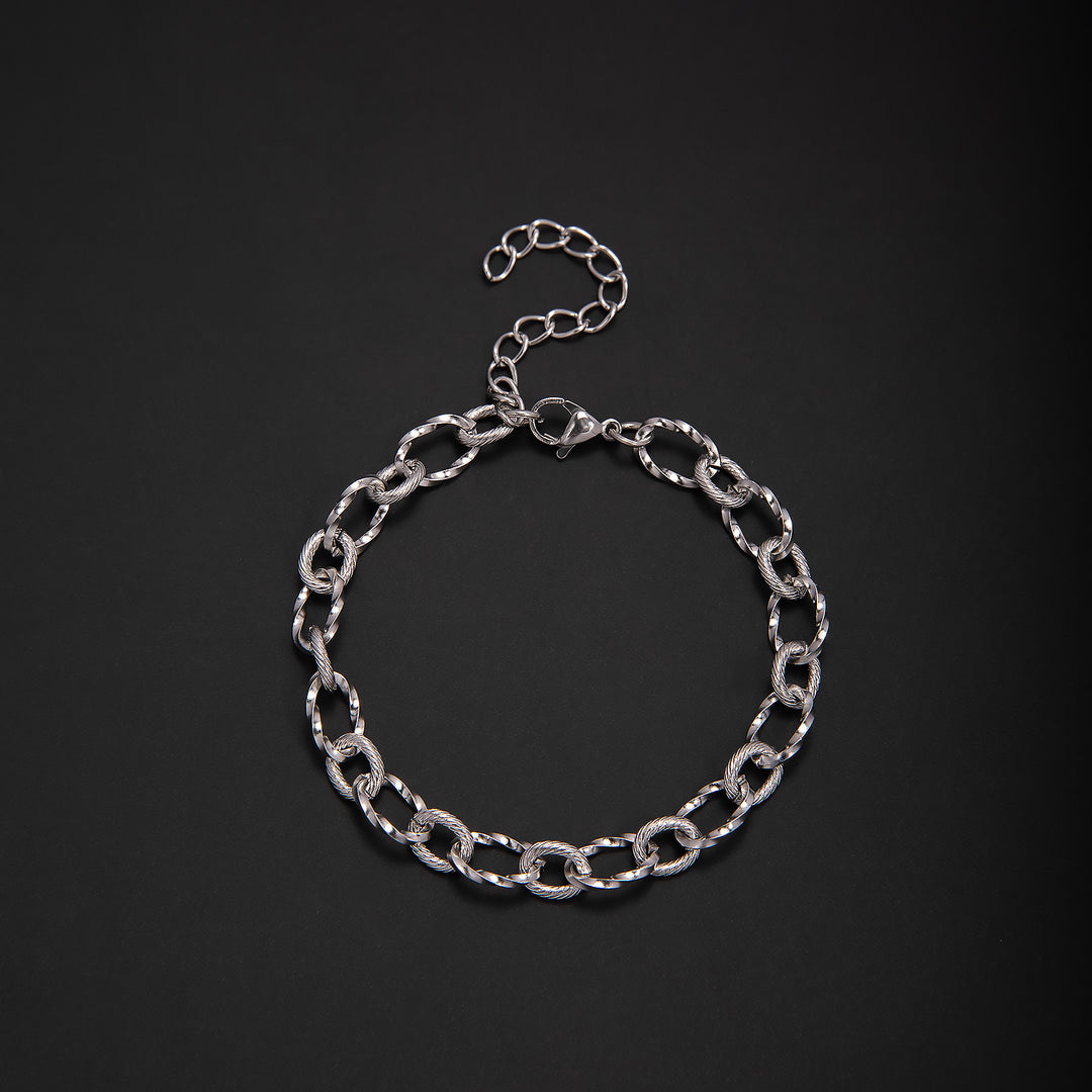 Interlaced Metal Link Bracelet Bowlift