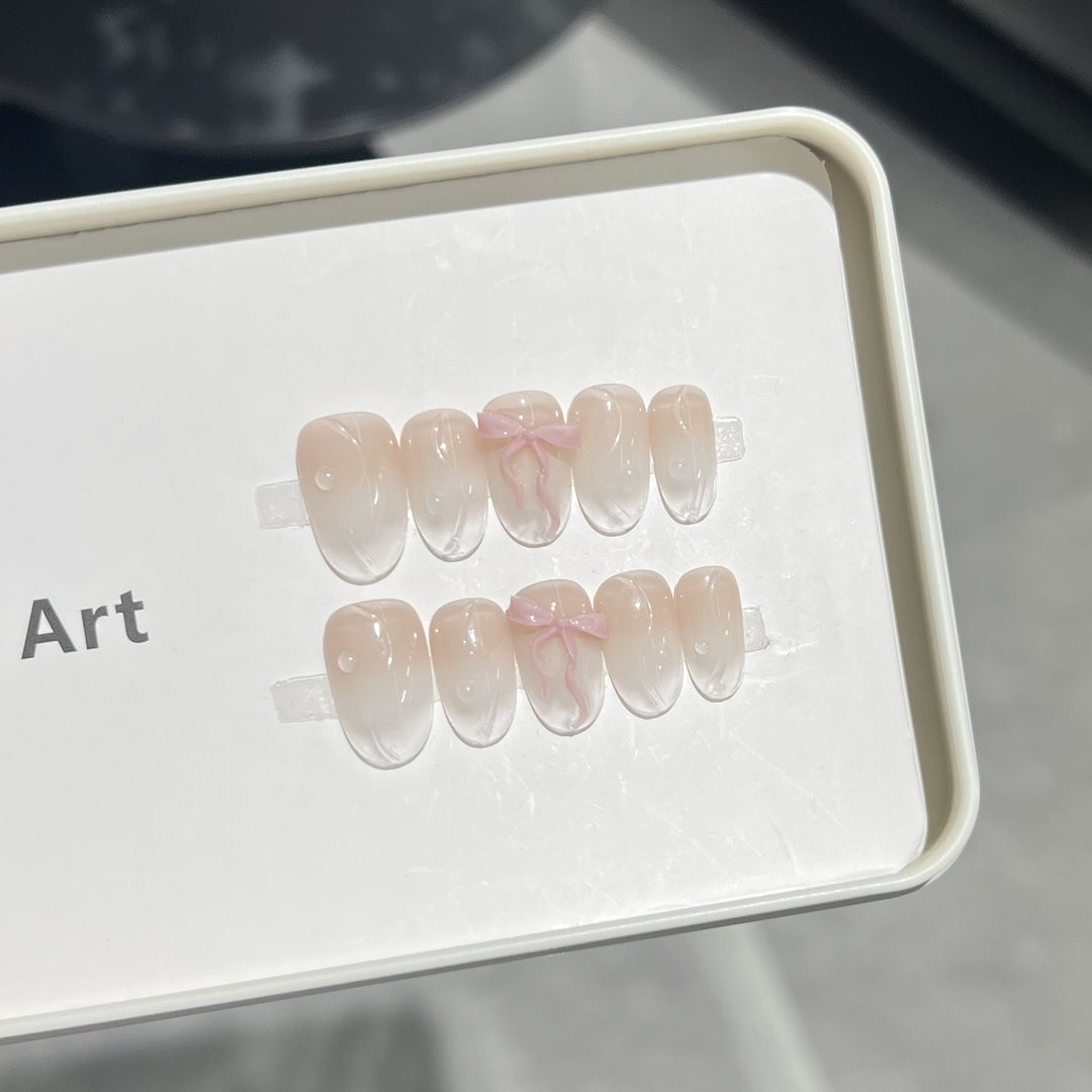 Elegant Press-On Nail Art Bowlift