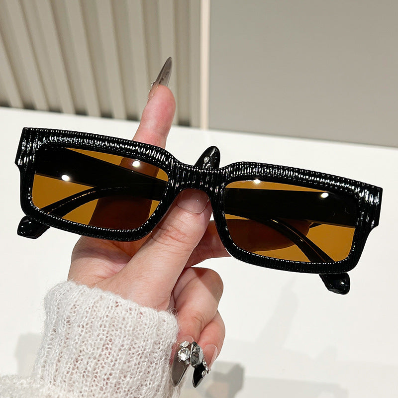 Ladies stylish sunglasses with textured frame Bowlift