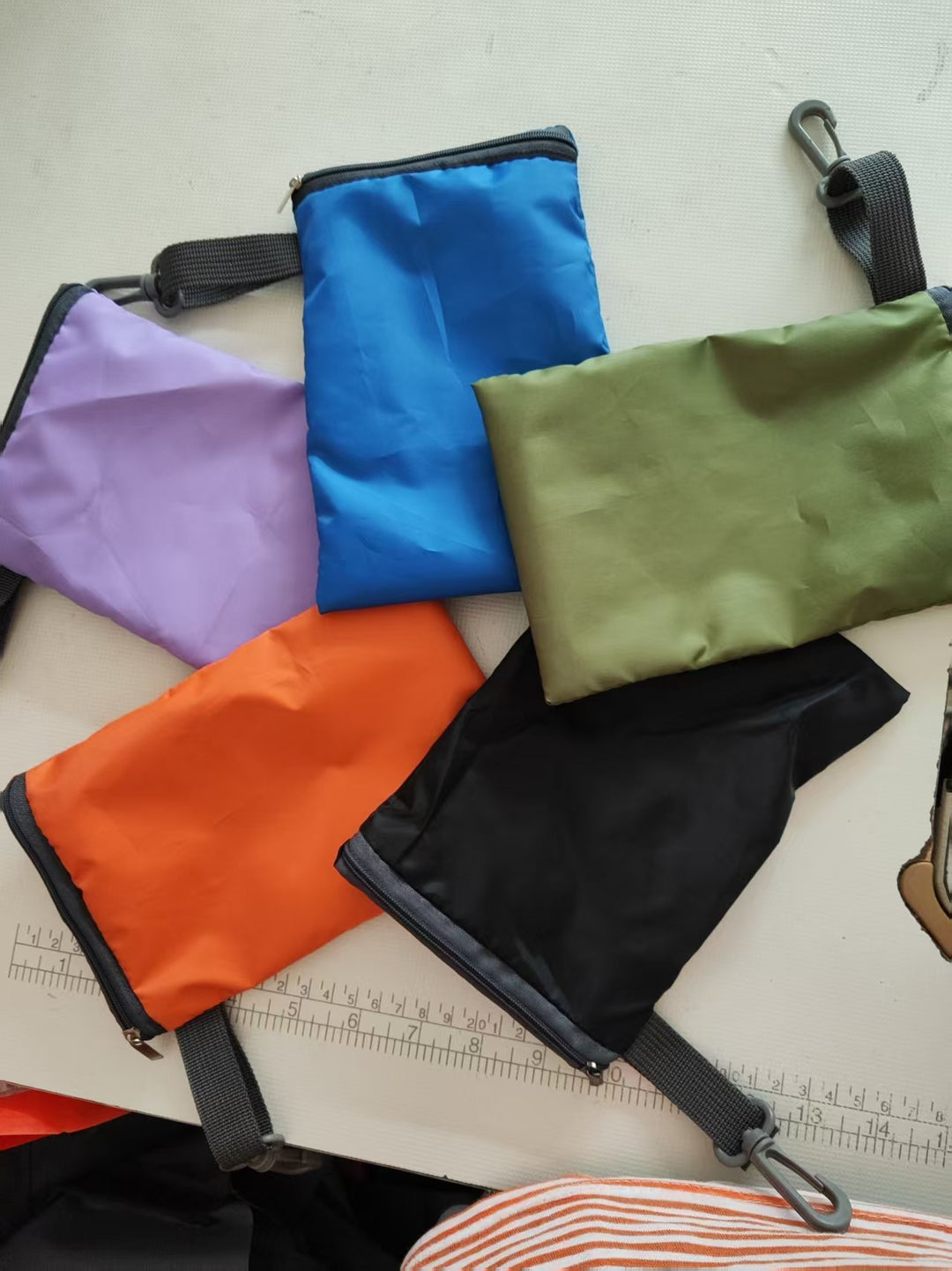 Waterproof Backpack Rain Cover with Elastic Hem and Reflective Safety Strip Bowlift