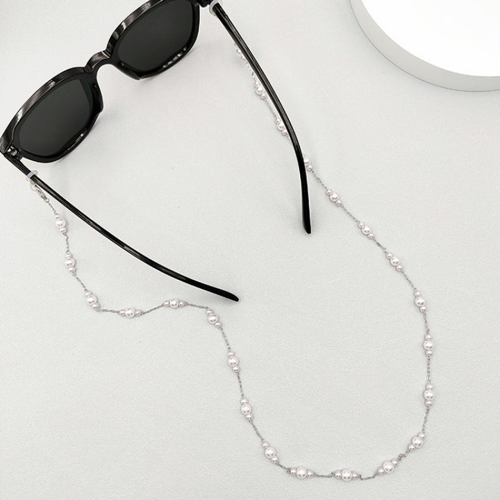 Stylish Eyewear Retaining Chain Bowlift
