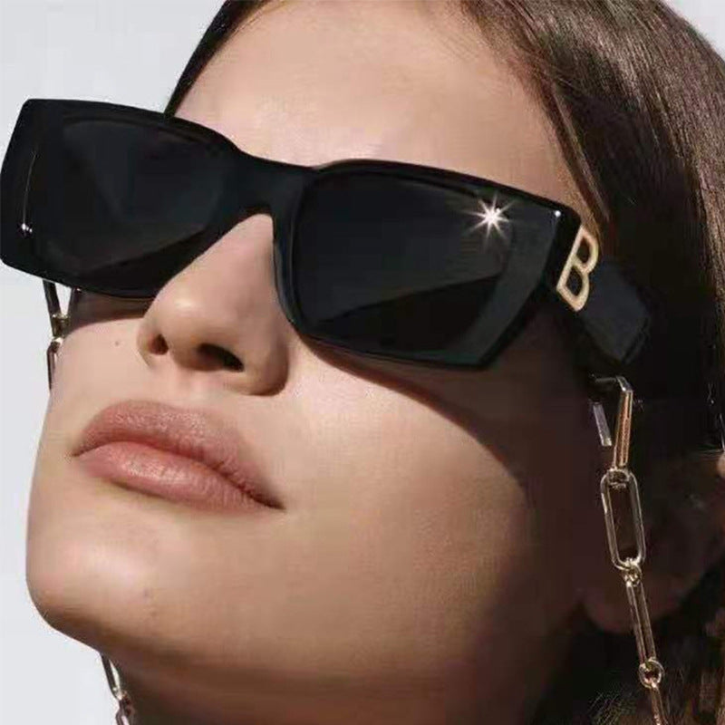 Women’s fashionable geometric sunglasses with unique design elements Bowlift