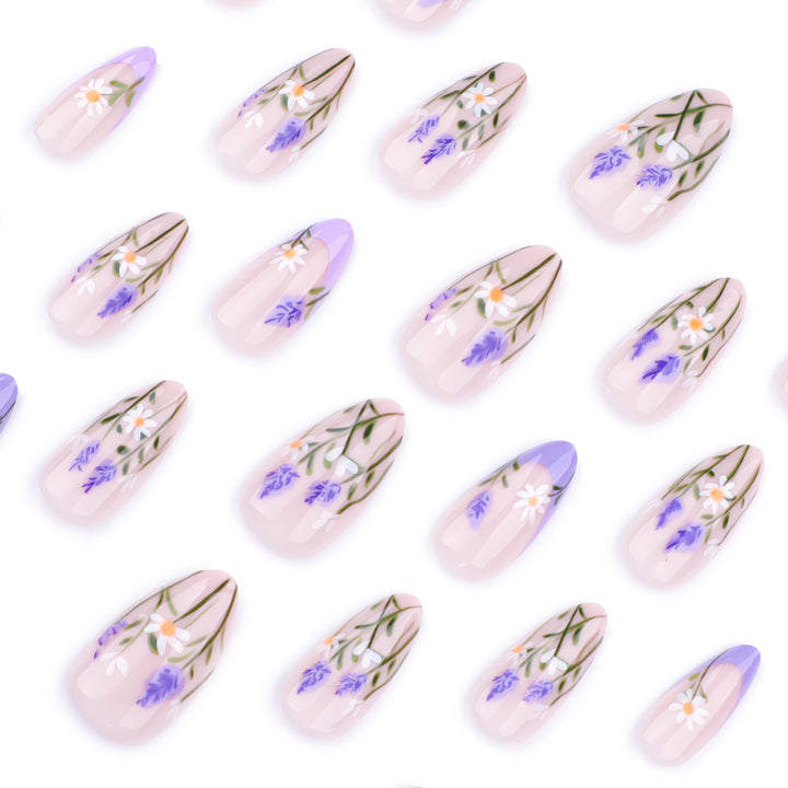 Artful Nail Art with Delicate Floral Decorations Bowlift