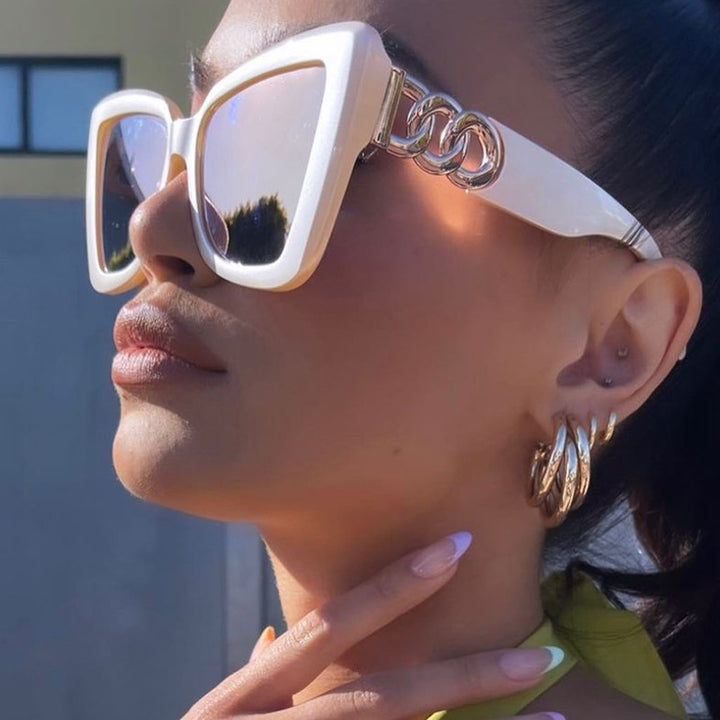 Women's large sunglasses in striking leopard design Bowlift