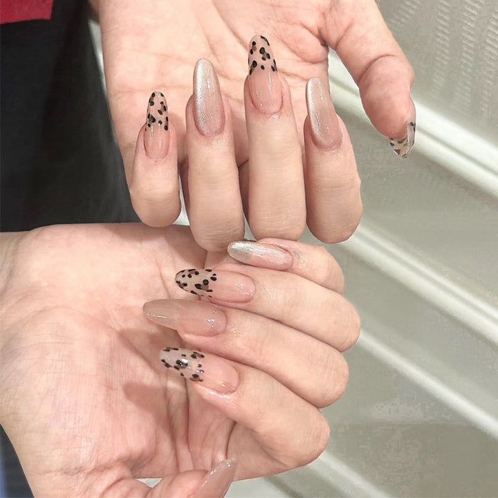 Stylish Press-On Nail Tips with Leopard Design Bowlift