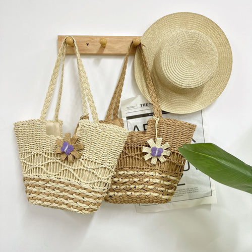Handbag with Artistic Flower Motif Bowlift