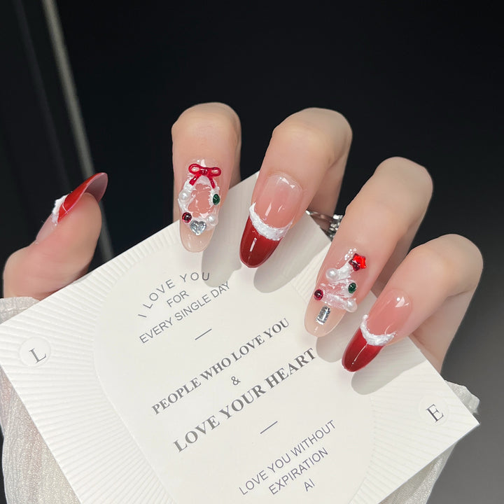 Holiday-Themed Press-On Nail Art Bowlift