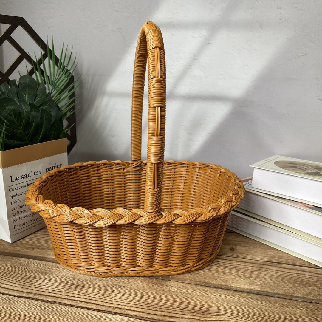 Ladies elegant braided shopping basket Bowlift