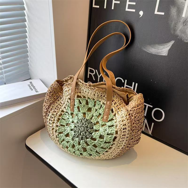 RoCrocheted Bag Bowlift