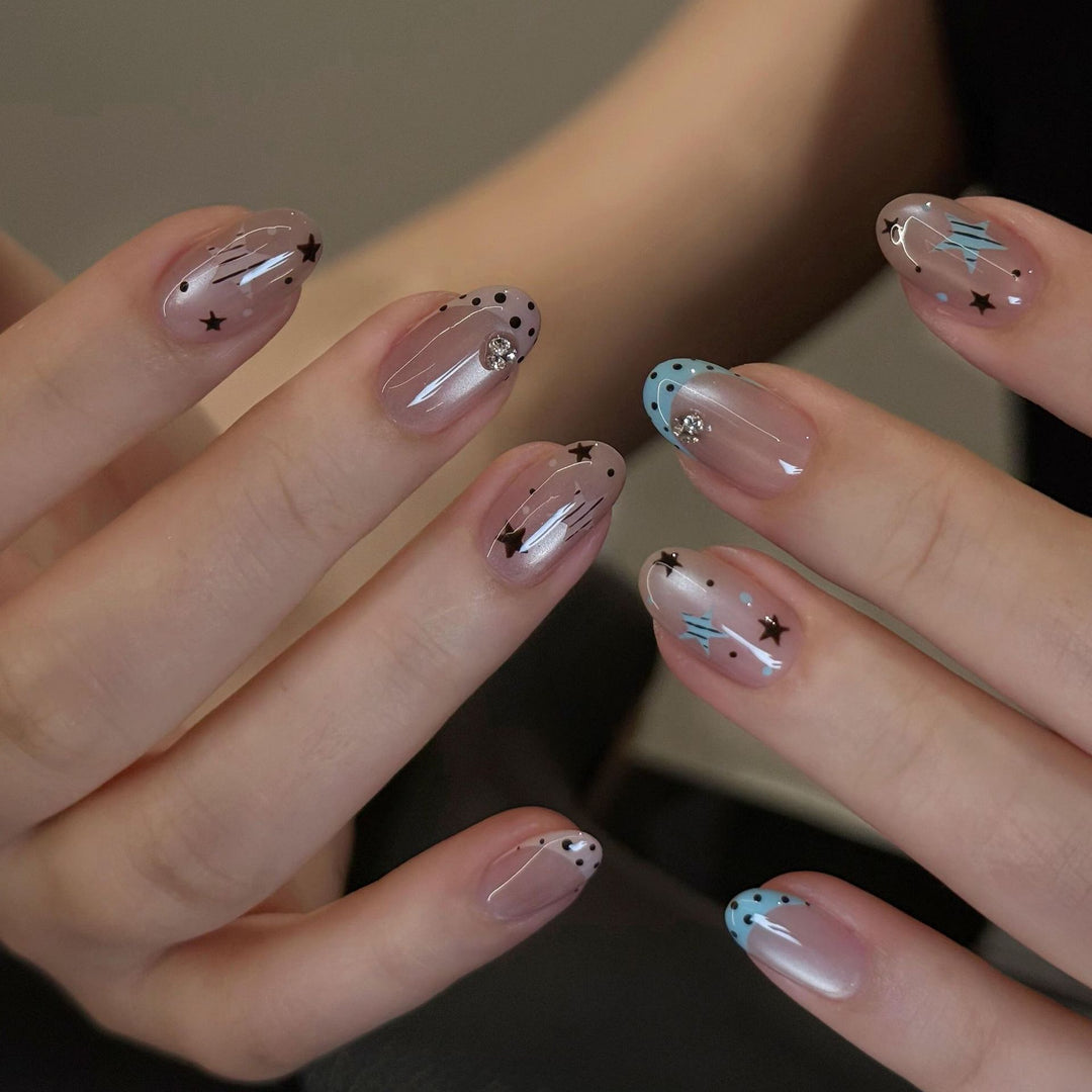 Artificial nails with Sparkling Star Theme Bowlift