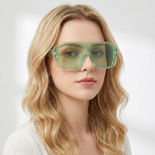 Women's Oversized Sunglasses with Sturdy Frame and Stylish Design Bowlift