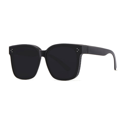 Women Square Sunglasses with Protective UV Filter and Stylish Frame Bowlift