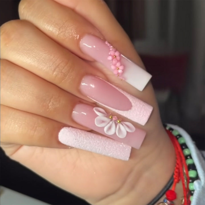 Glamorous Glittery Stiletto Press-On Nails Bowlift