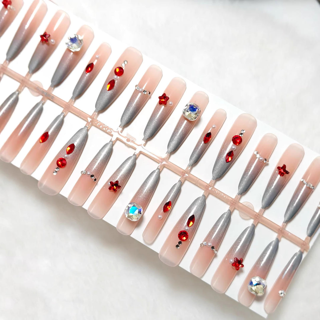 Artificial nails with glamorous design and sparkling accents Bowlift