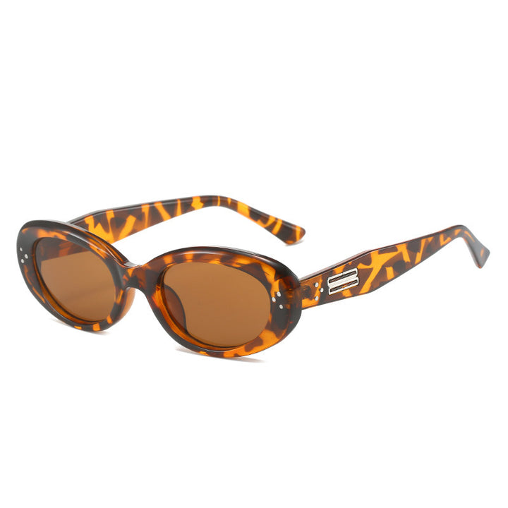 Retro-Inspired Oval Sunglasses Bowlift