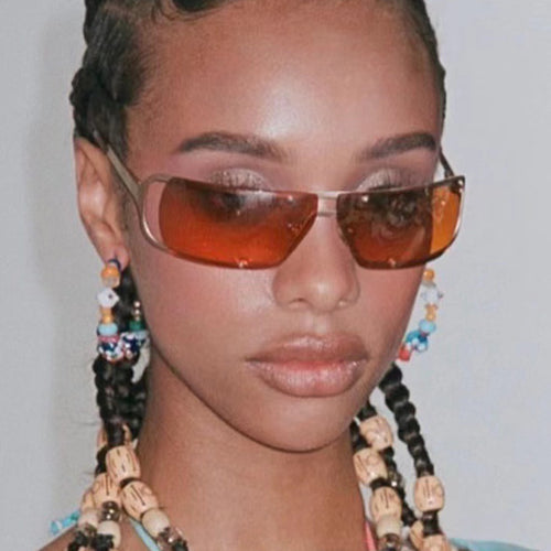 Ladies sporty glasses with protective polycarbonate lens Bowlift