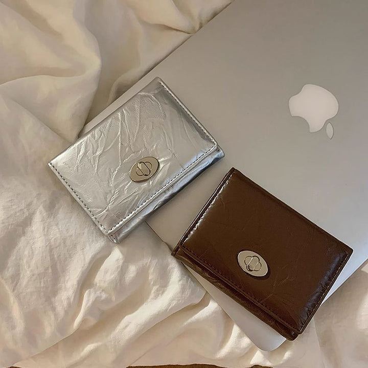 Elegant Textured Leather Wallet Bowlift