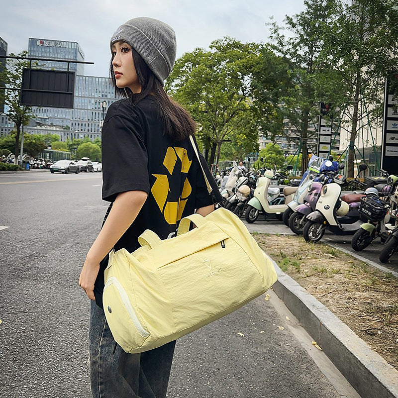 Multi-Functional Lightweight Travel Duffle Bag Bowlift