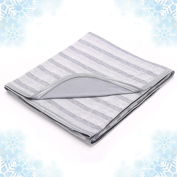 Women Soft and Breathable Striped Fleece Blanket Bowlift