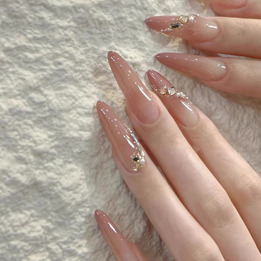 Decorative Press-On Nail Set with Unique Patterns Bowlift