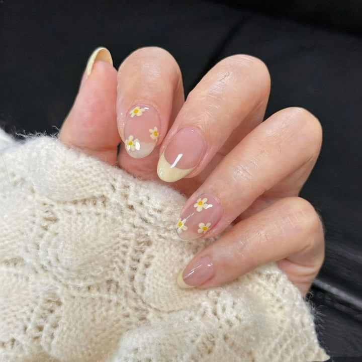 Whimsical Bunny-Themed Press-On Nail Art Set Bowlift