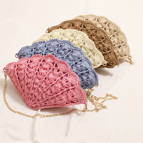 Elegant Clutch Bag in Shell Design Bowlift