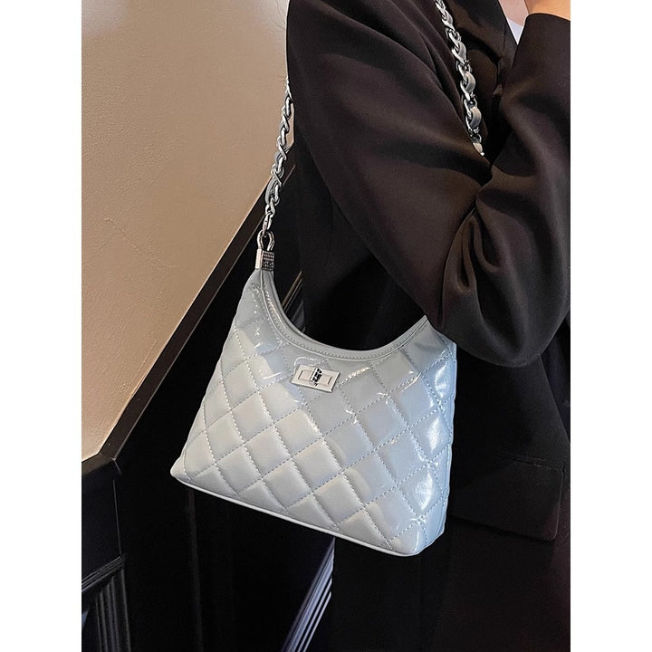 Quilted Shoulder Bag Bowlift