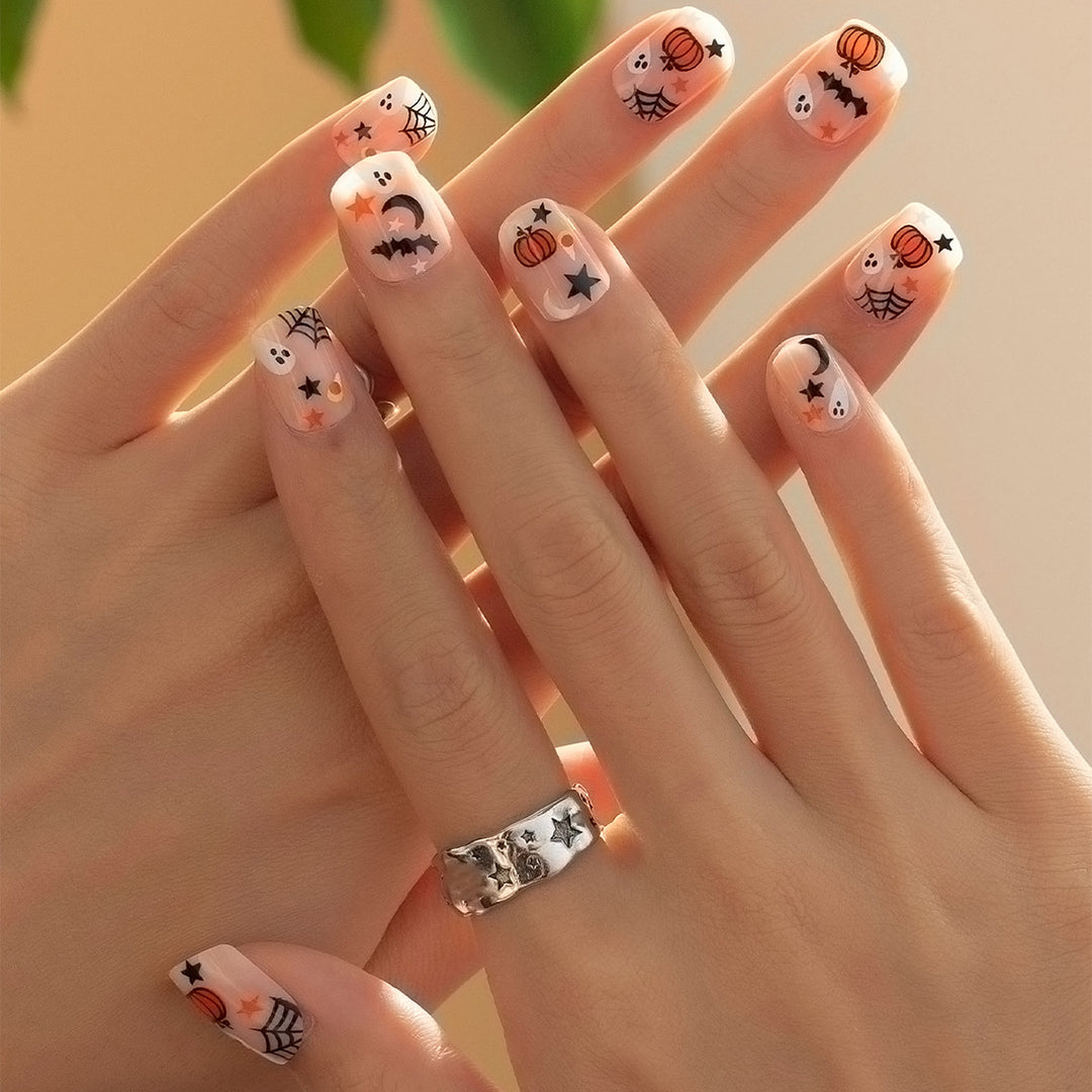 Artificial nail set with elegant French tips Bowlift