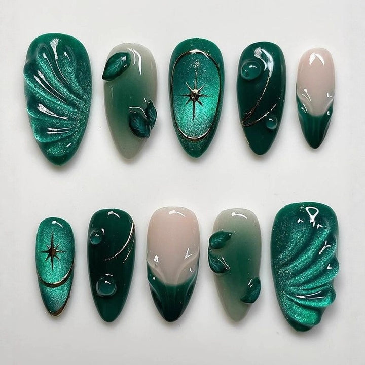 Artful Nail Tips Set with Leaf Accents Bowlift