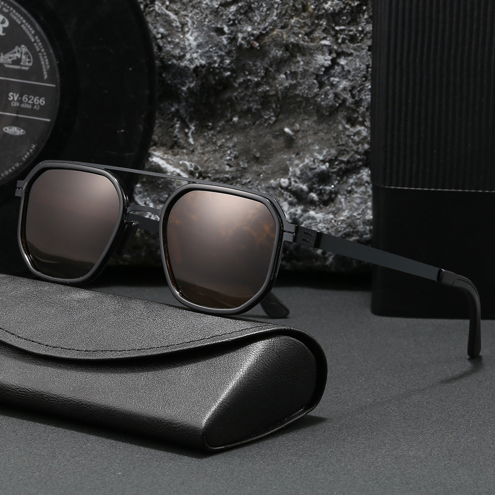 Ladies fashionable sunglasses in modern stylish design Bowlift