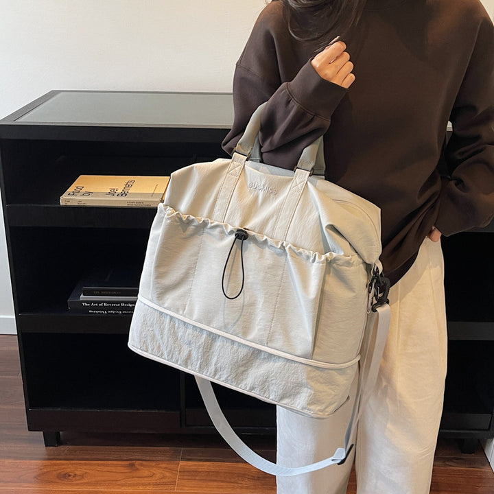 Multifunctional Sports and Travel Bag with Spacious Compartments Bowlift