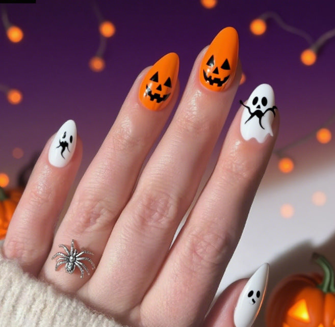 Artistic Halloween Themed Nail Art Bowlift