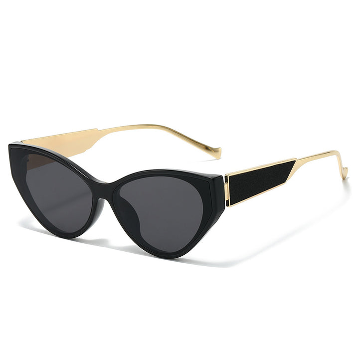 Chic Cat-Eye Sunglasses with Unique Detailing Bowlift