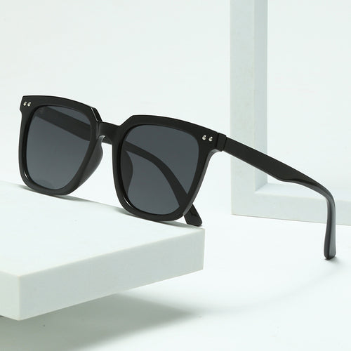 Ladies fashionable sunglasses Bowlift