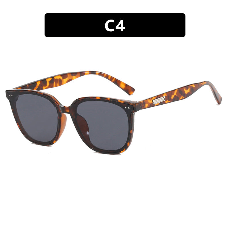 Women's oversized sunglasses in elegant tortoiseshell pattern Bowlift