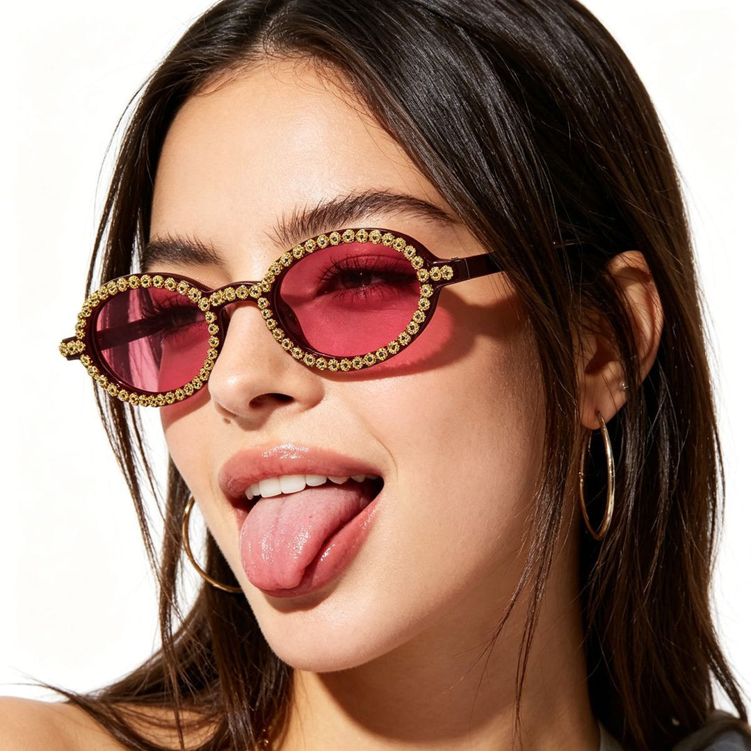 Ladies fashionable sunglasses with floral crystal frame Bowlift