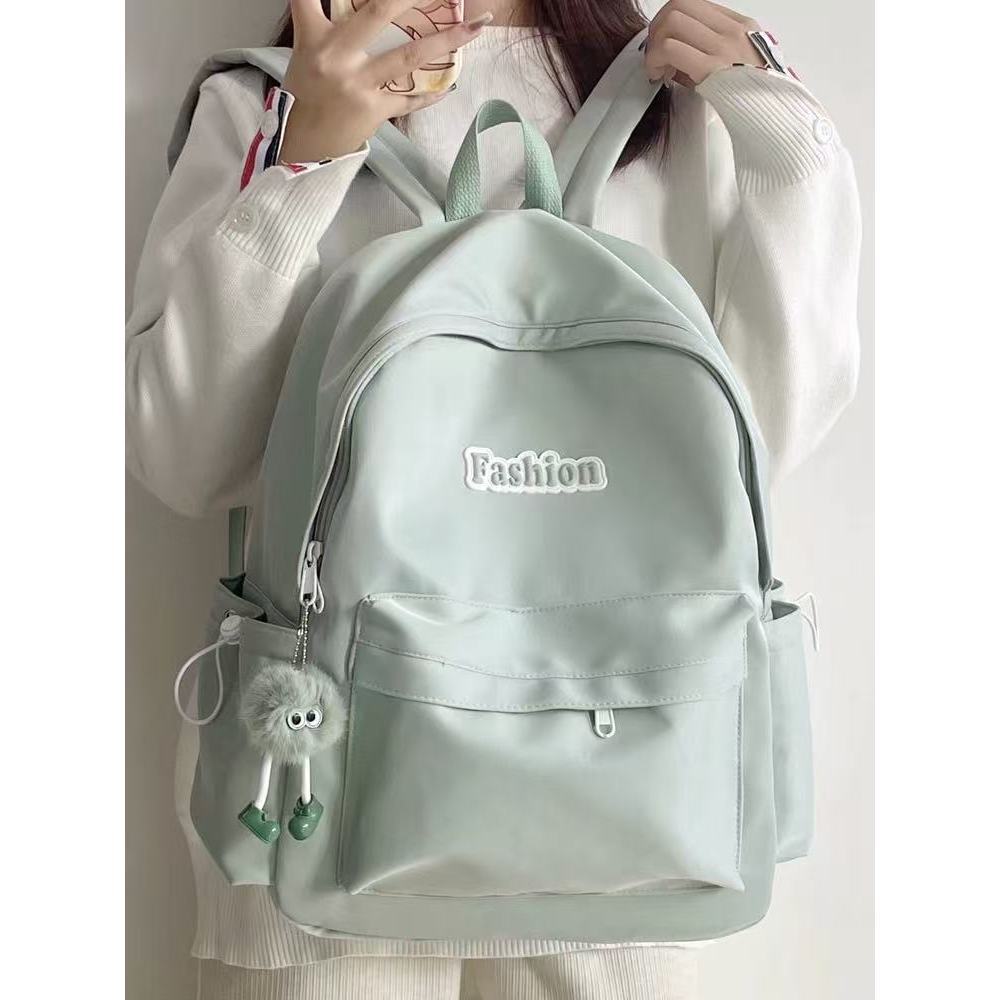 Fashion-Forward Lightweight Backpack Bowlift