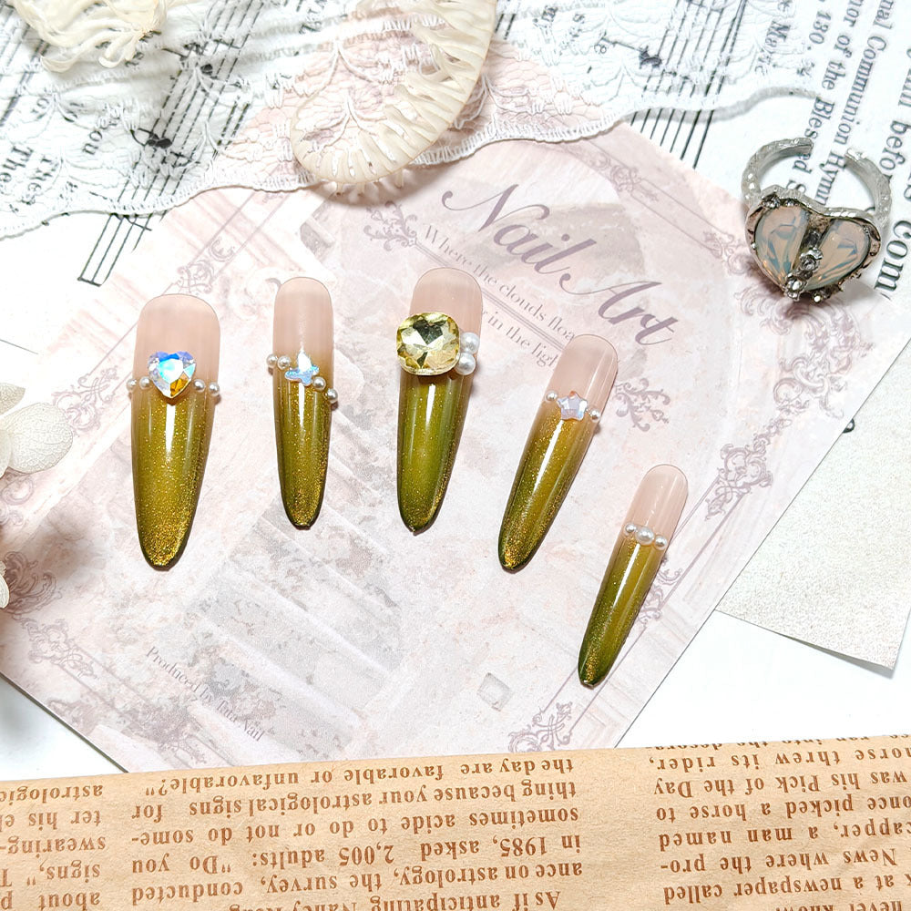 Elegant Artificial Nails with Rhinestone and Glitter Decorations Bowlift