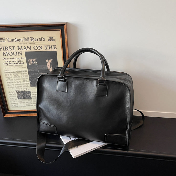 Briefcase Made of High-Quality Leather Bowlift