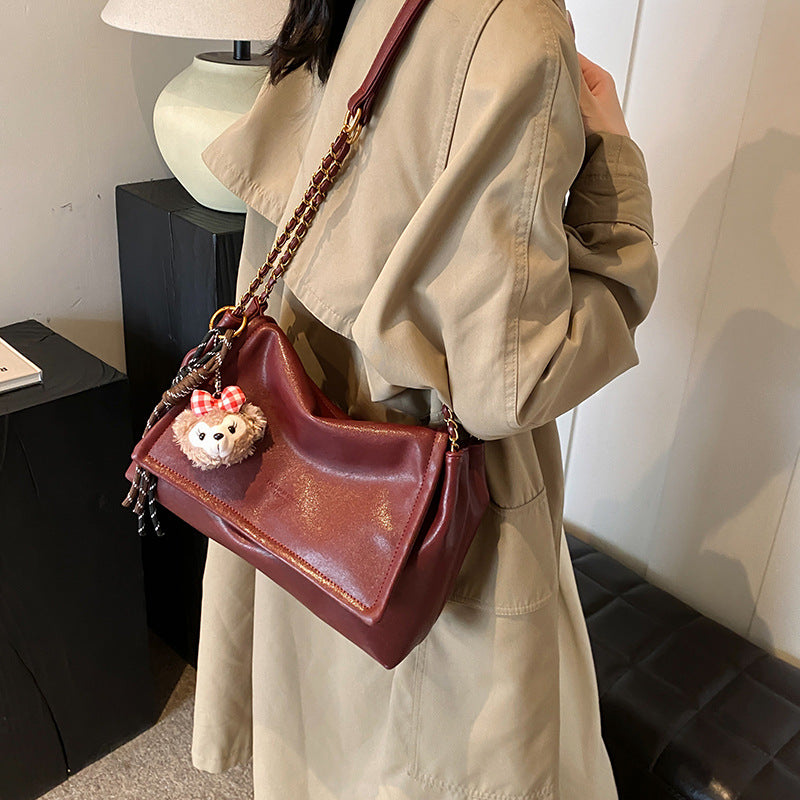Chic Leather Crossbody Purse Bowlift