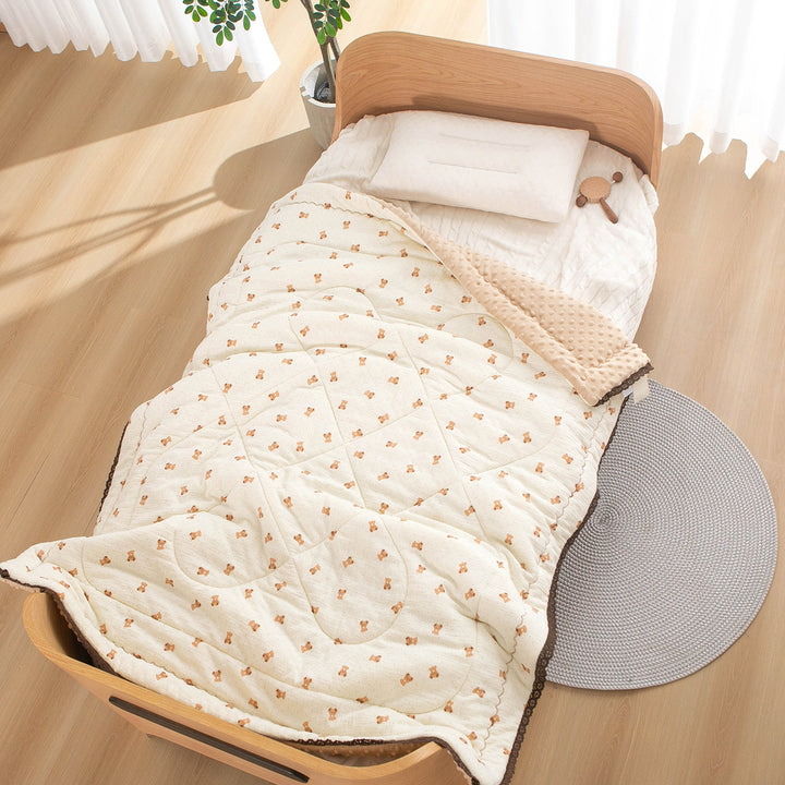 Women’s bedspread with high-quality floral design Bowlift