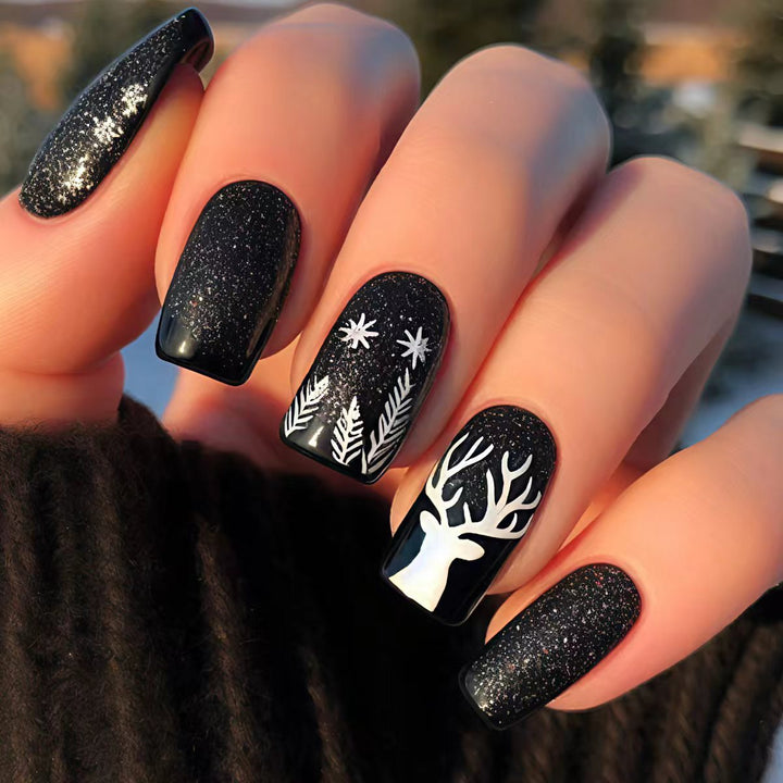 Artificial nails with festive winter motif Bowlift
