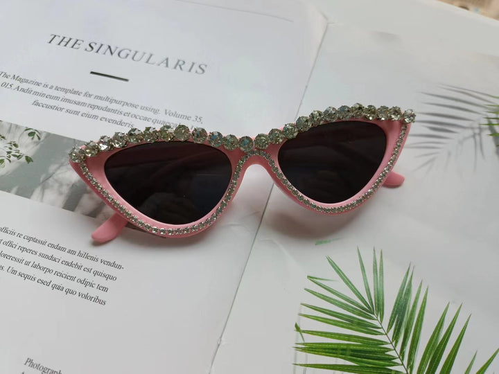 Cat-Eye Sunglasses Bowlift